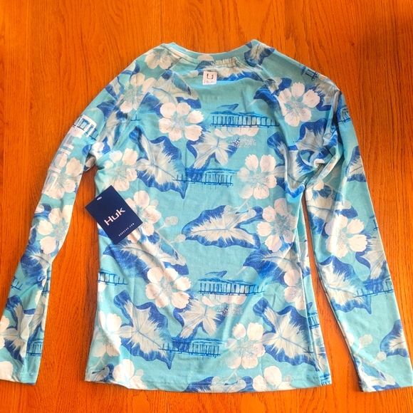 Huk Long Sleeve Shirt Blue Aqua Printed Pursuit Size Small - Picture 2 of 3
